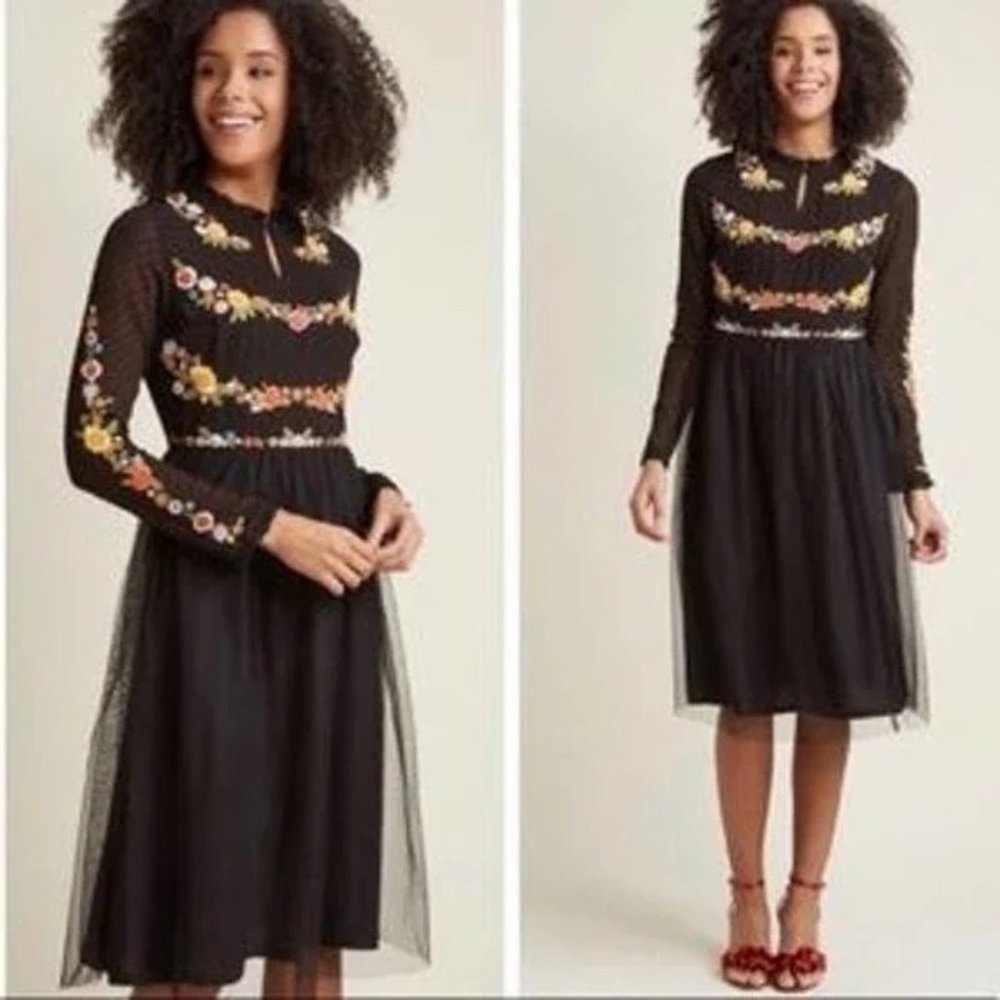 NEW ModCloth Folklore Embroidered Long Sleeve Midi Dress (XL but fits M) 💐